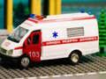 Laro Driver ng Ambulans 3D online