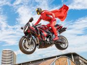 Laro Real Motorbike Super Hero Stunt 3D online