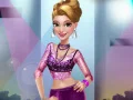 Laro Dove Runway Dolly Dress Up online Laro Dove Runway Dolly Dress Up online