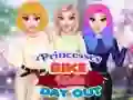 Laro Araw ng Pagsakay ng Bisikleta ng mga Prinsesa online Laro Araw ng Pagsakay ng Bisikleta ng mga Prinsesa online