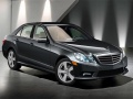 Laro E-Class Sedan Puzzle online